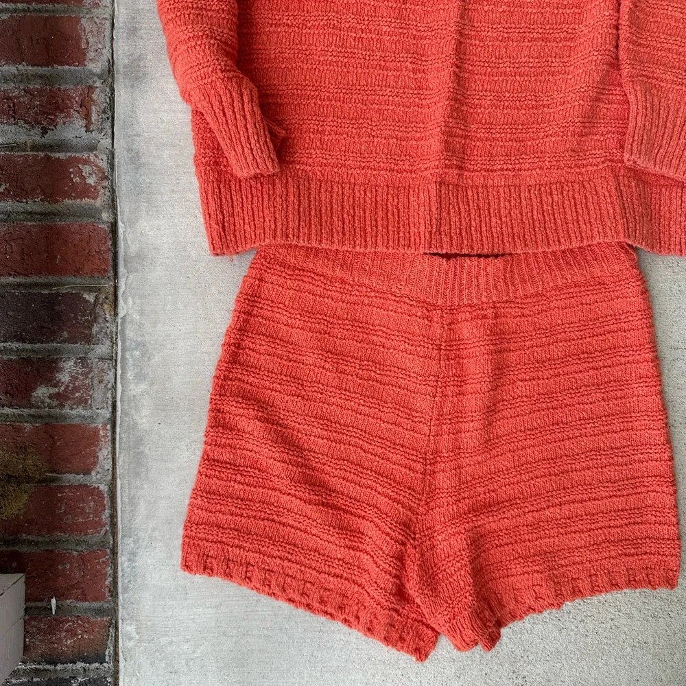 || Free People || Sweater and Short Set - Picture 2 of 6